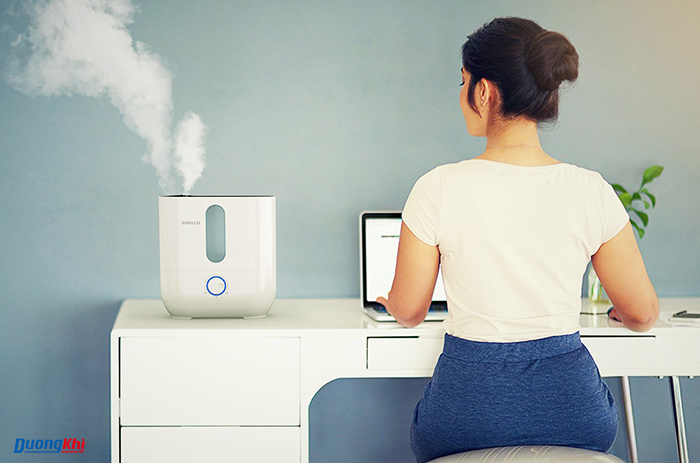 máy tạo ẩm chăm sóc da mùa hanh khô