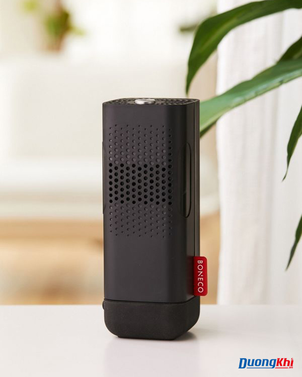 Máy lọc không khí trên ô tô Boneco P50 - Màu đen