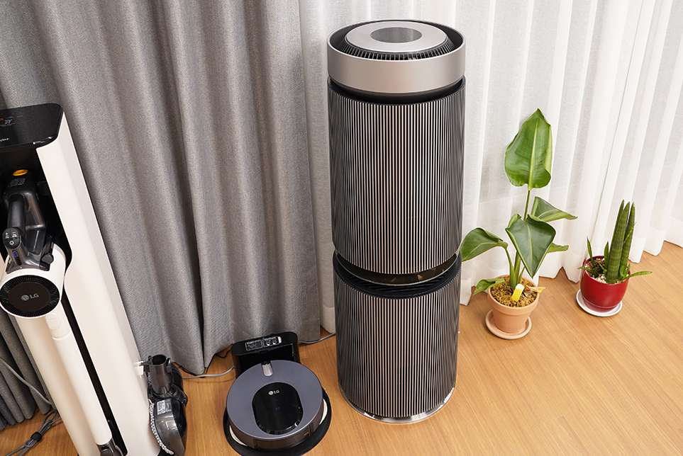 Máy lọc không khí LG PuriCare 360 Alpha PET AS10GDBY0 