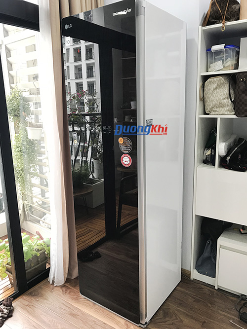 tủ giặt khô là hơi LG