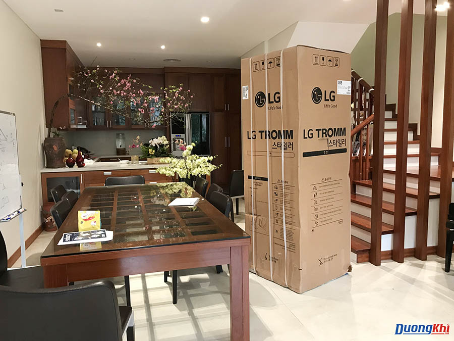 tủ giặt khô LG