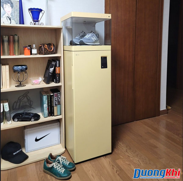 Tủ chăm sóc giày thông minh LG Styler SS4RYS60E - Màu vàng